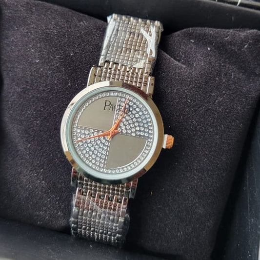 Elegant Mesh Band Watch with Crystal-Studded Dial