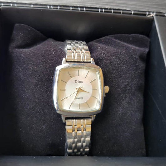 Classic Dios Silver Women's Quartz Watch – Square Dial