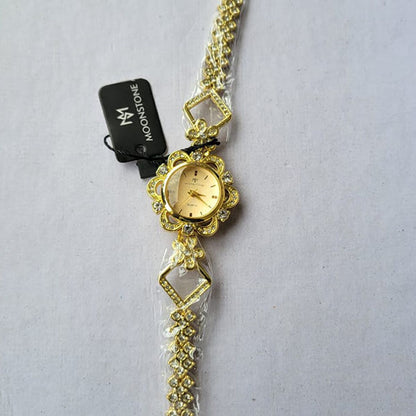 Elegant Gold Floral Design Women's Watch with Diamond Accents