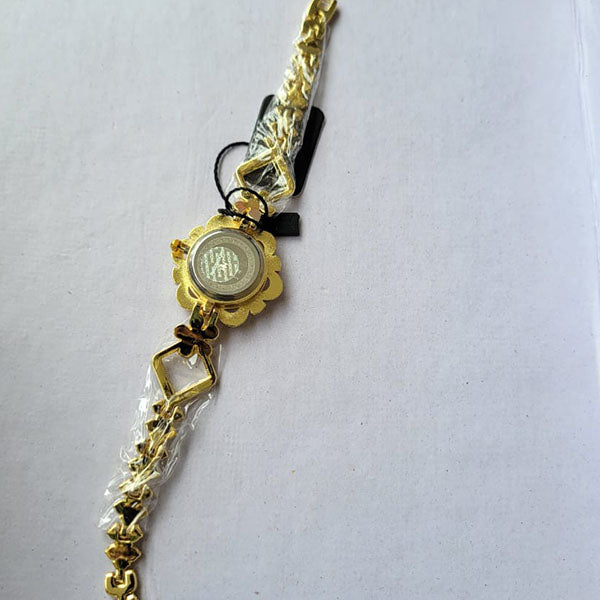 Elegant Gold Floral Design Women's Watch with Diamond Accents